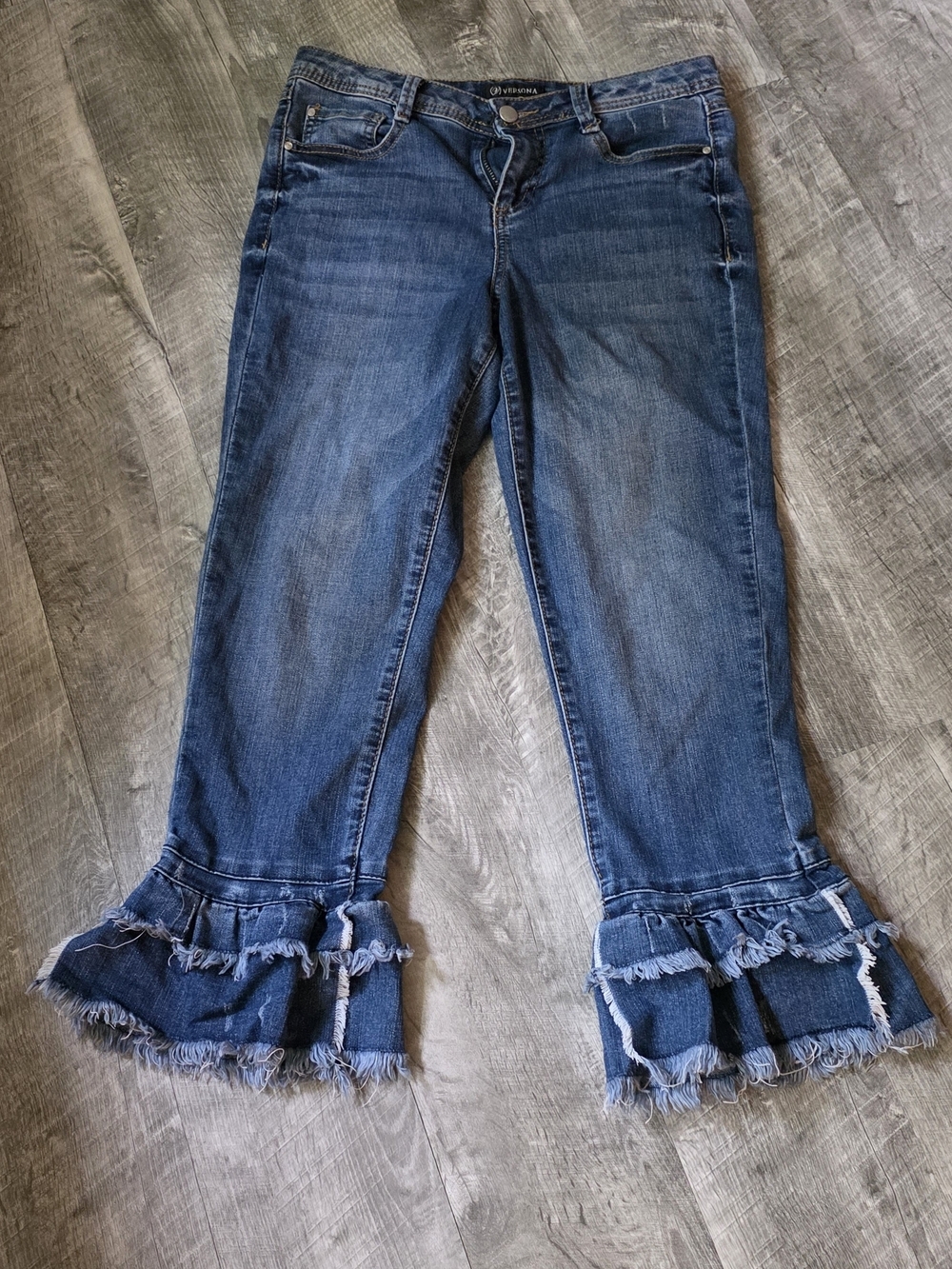 Versona Dark Blue Ruffled Hem Cropped Jeans